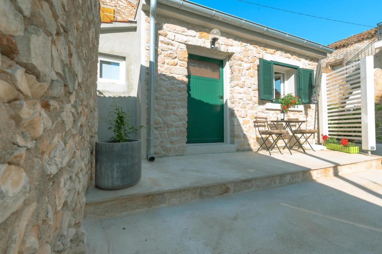 Small Stone House Luka Zadar Extérieur photo